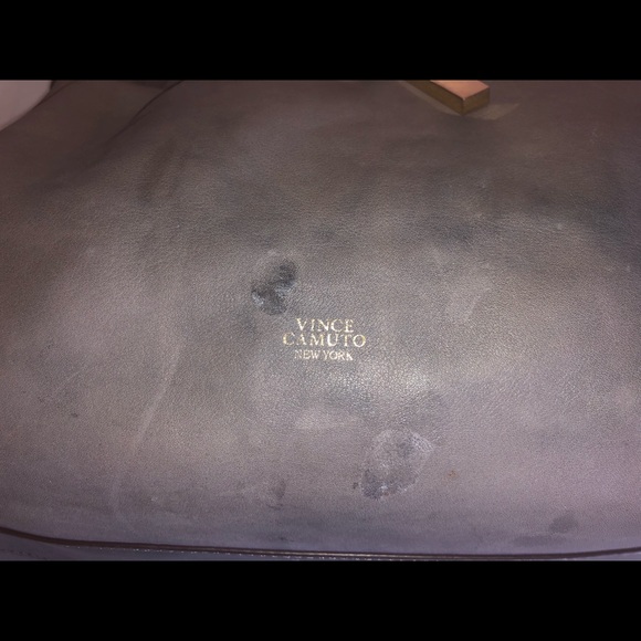 Vince Camino Medium Shoulder Bag - Picture 6 of 8